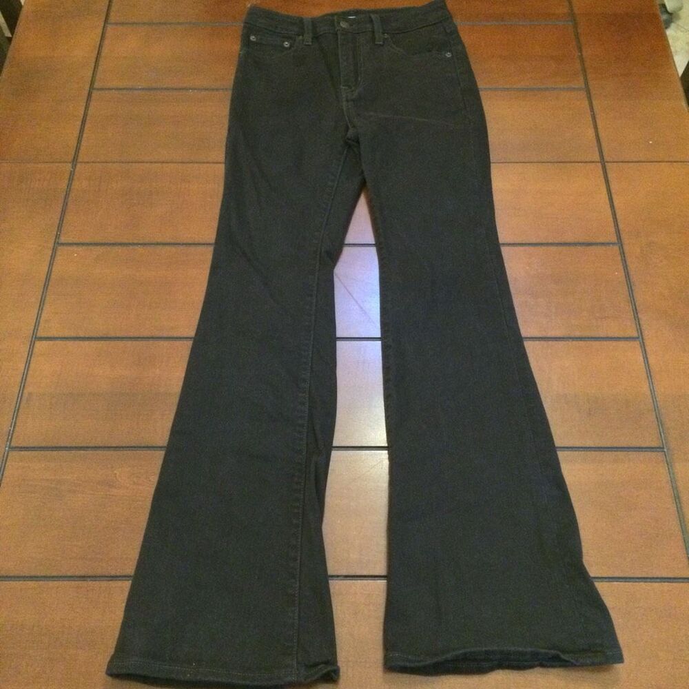 Levi’s 726 flare black jeans women’s bell bottoms